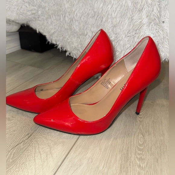 Madden Girl Red Stiletto Heels - Picture 1 of 6